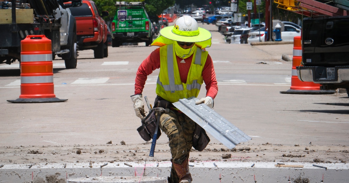 How is Texas’ excessive heat making life harder for you? The Texas